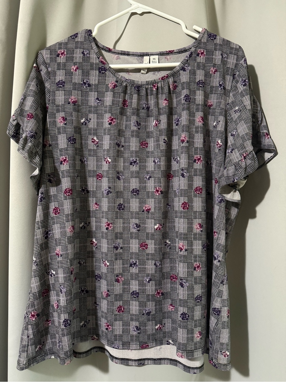 Elle Gray Plaid Short Sleeve Top with Pink & Purple Floral Print